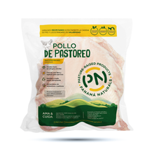 Load image into Gallery viewer, pasture-raised / pollo orgánico pechuga  con hueso de pastoreo Panamá Naturals
